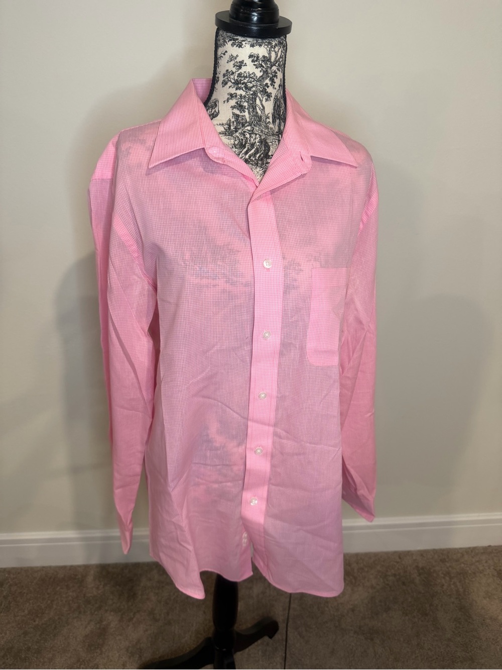 Croft And Barrow Classic Fit 16 34/35 Pink Checkered Button Up Shirt